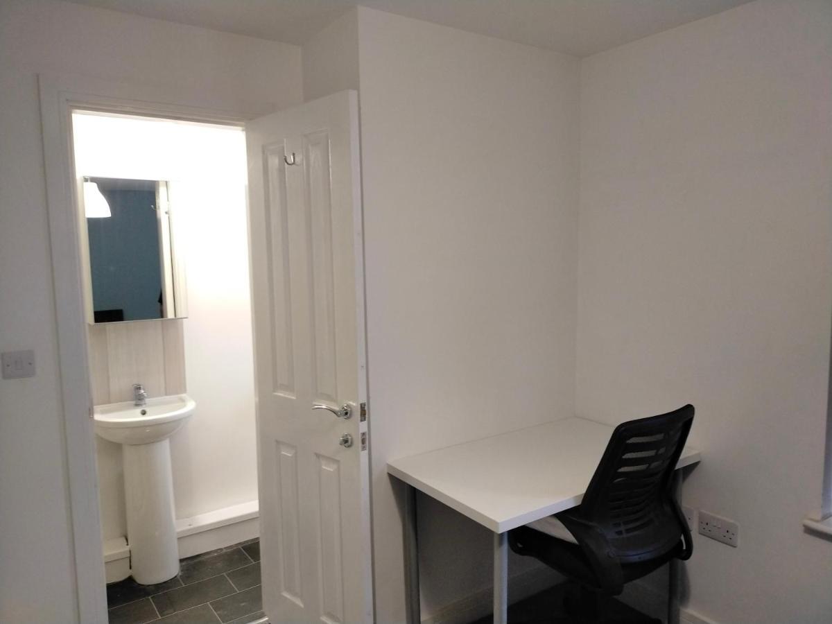 4 Bed Entire House - Heart Of The City - Near Sufc Sheffield Zewnętrze zdjęcie