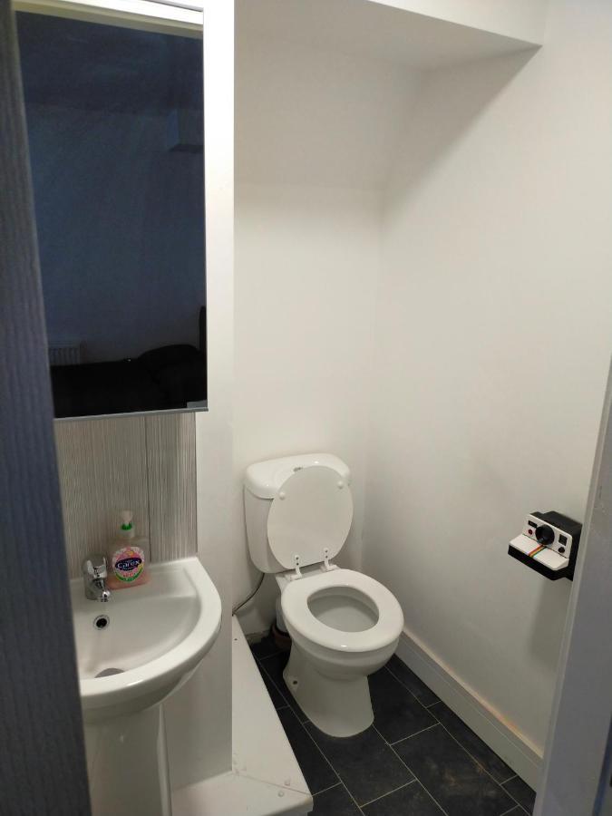 4 Bed Entire House - Heart Of The City - Near Sufc Sheffield Zewnętrze zdjęcie
